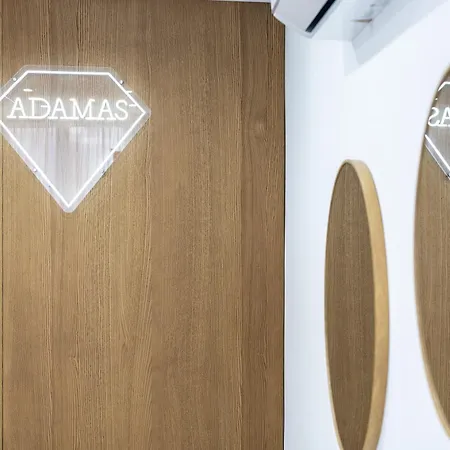 Adamas , And * Trapani