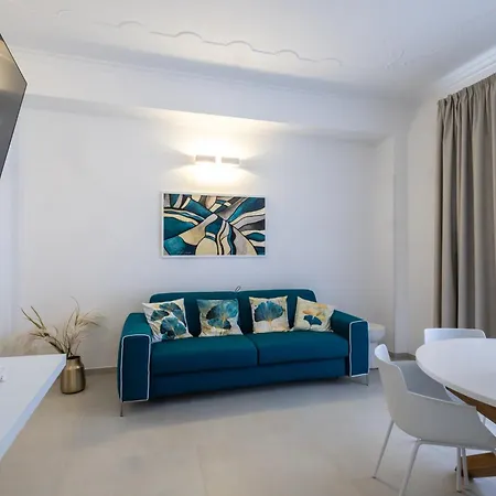 Guest house Adamas , And *